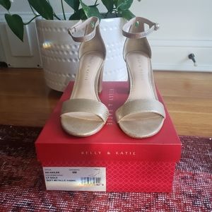 Kelly & Katie Sandals